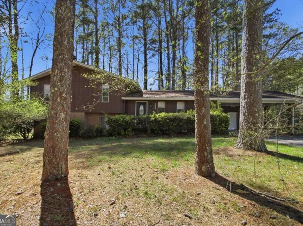 5455 Saint Lo Ln, Atlanta, GA 30349