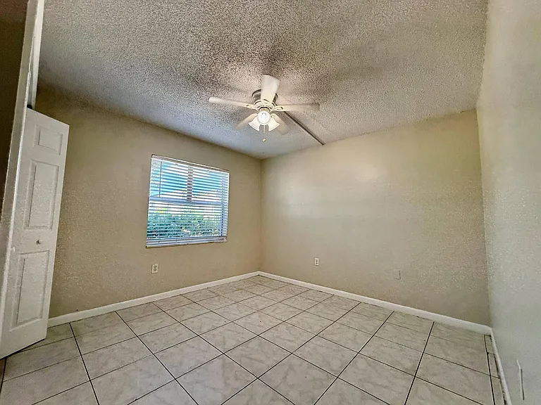 700 SW 81st Ave #1A — Photo 9