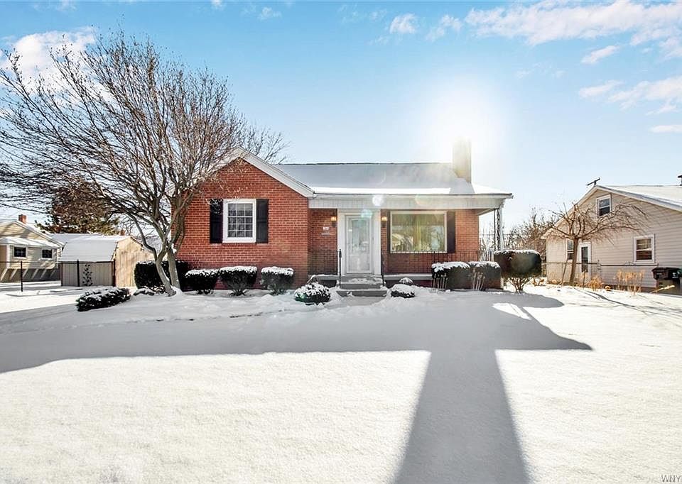 1st image of 164 Renwood Ave