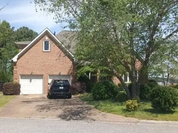 1948 Lancing Crest Ln, Chesapeake, VA 23323