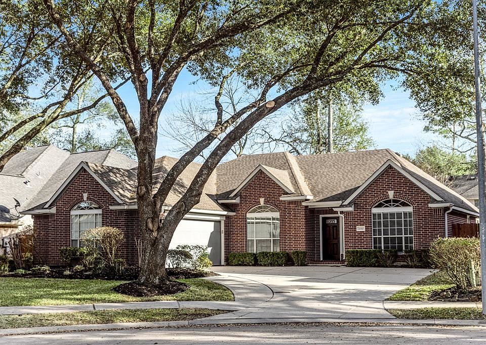 1st image of 2010 Copperwood Park Ln