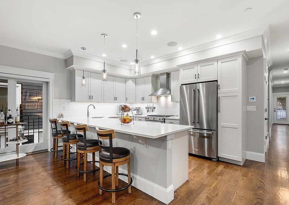 73 Dix St Dorchester MA Zillow