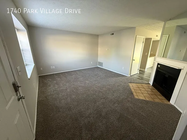 1740 Park Village Dr — Photo 24
