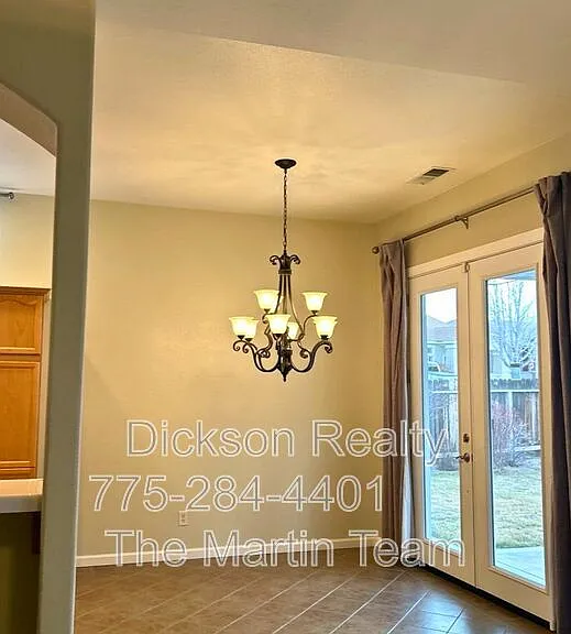 3470 Erin Dr — Photo 7