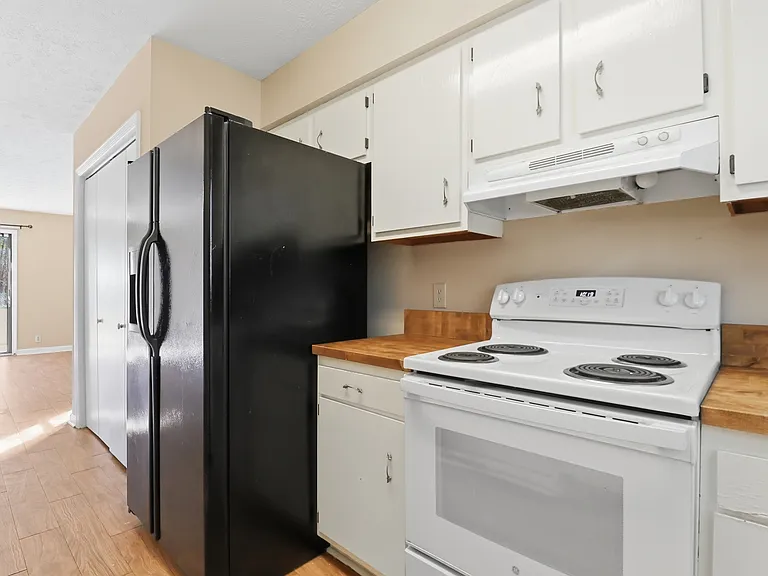 907 Ash Street Ext #B — Photo 13