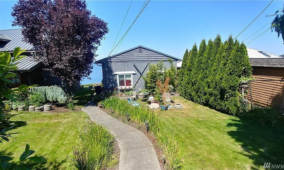 2nd image of 19028 Soundview Dr NW