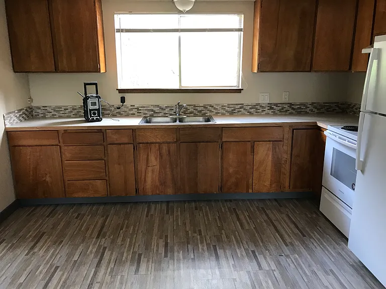 523 N Kentucky Ave — Photo 3