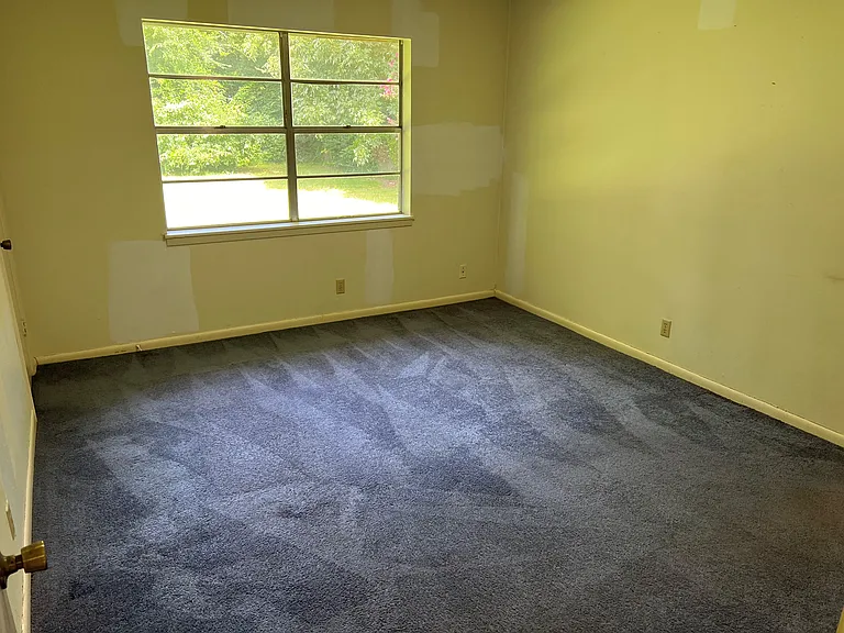 517 S Hill Ave — Photo 4