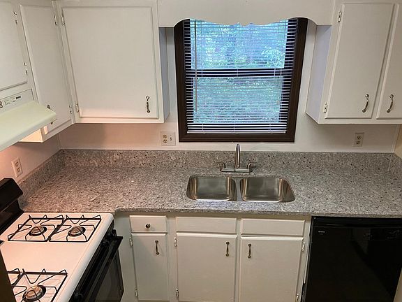 Kitchen with granite