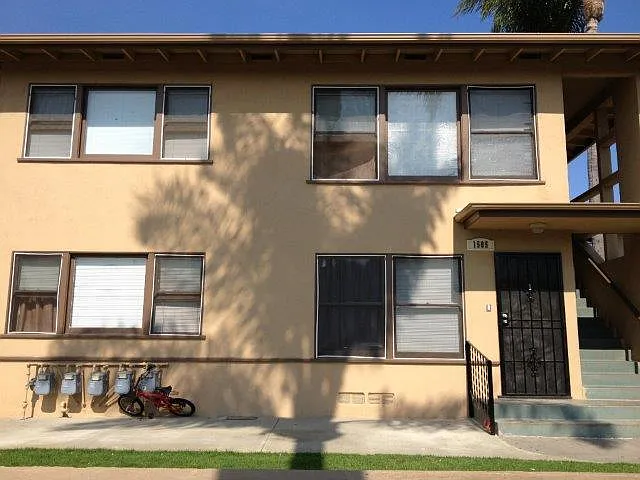 1505 N Van Ness Ave #1