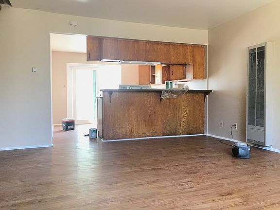 4th image of 14407 Alburtis Ave APT 2