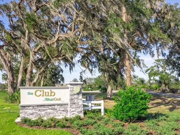 2201 NW 21st St, Ocala, FL 34475