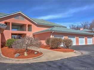 342 Northport Dr #342, Lake Ozark, MO 65049