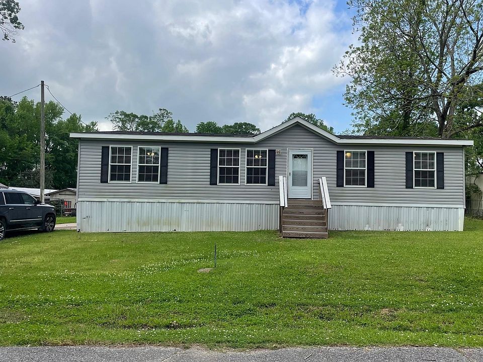 1st image of 4147 Jackson Heights Dr