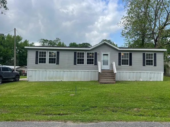4147 Jackson Heights Dr, Jackson, LA 70748