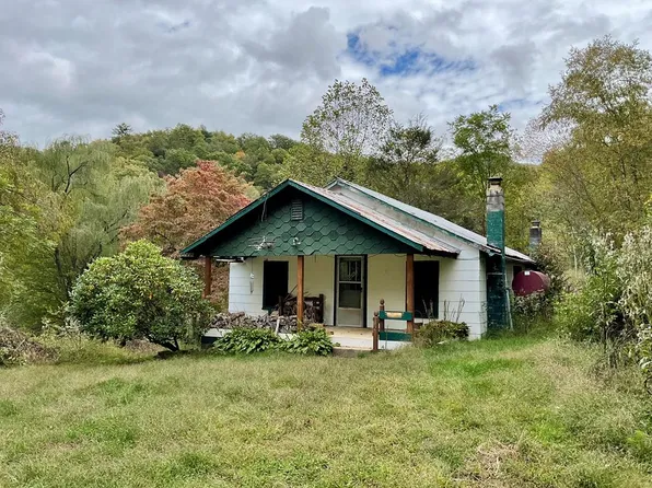 190 Dallas Ln, Cullowhee, NC 28723