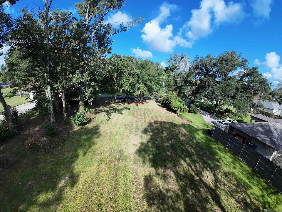 2nd image of 1351 Cyril Ave