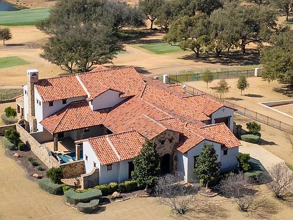 2nd image of 444 La Serena Loop