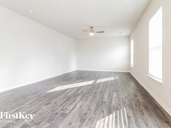 3rd image of 603 Carronade Ct