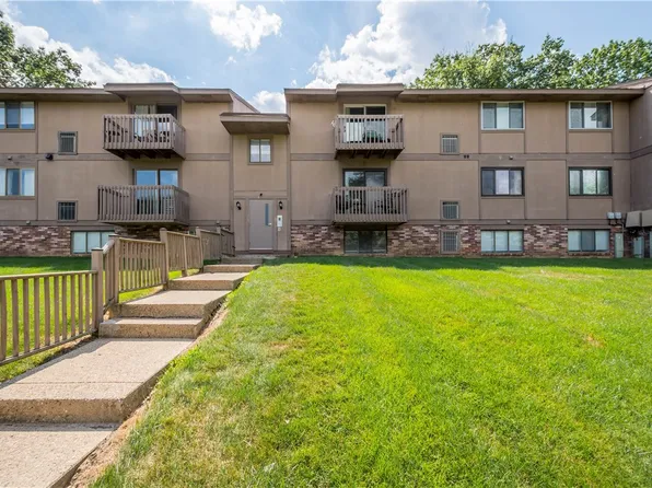 2467 Brook Ledge Rd APT 12B, Bridgeville, PA 15017