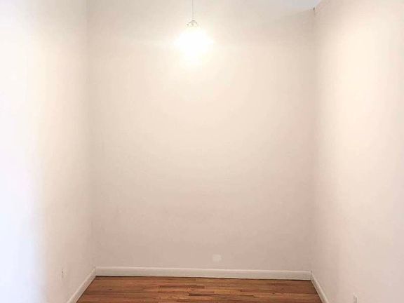 4th image of 47 W 85th St APT 3A