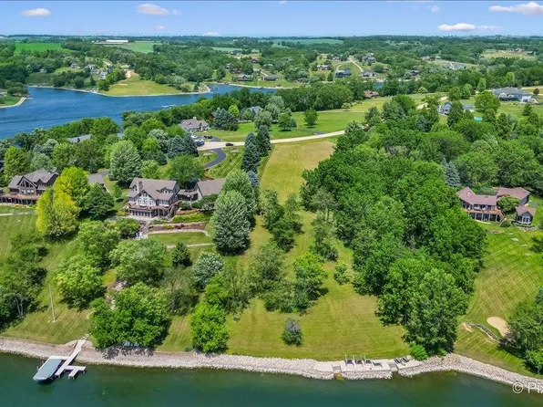 24-78 Saddlewood Ln, Lanark, IL 61046