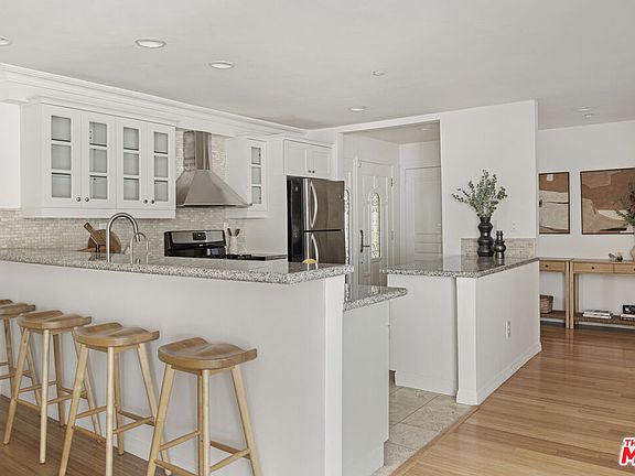 4th image of 6221 Monterey Rd APT 205