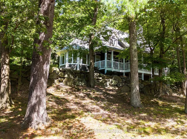 1235 Shea Rd #25, Muskoka Lakes, ON P0B 1M0