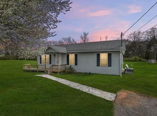 717 Ross Dr, Dandridge, TN 37725