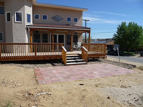 2nd image of 5815 Arroyo Dr