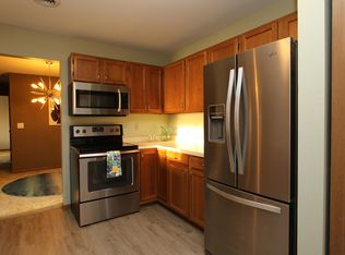 6631 Mariner Dr, Racine, WI 53406