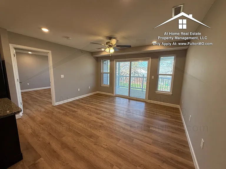 2620 N Bluff St #101 — Photo 9