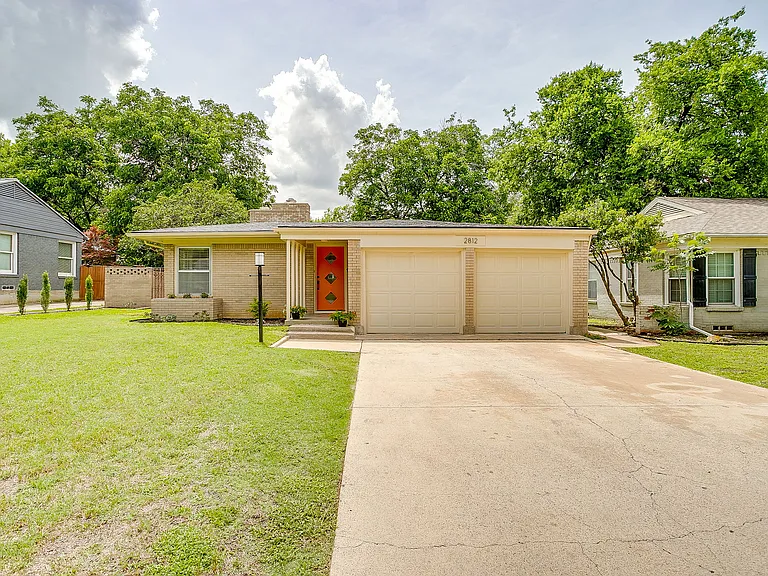 2812 Ryan Place Dr — Photo 1