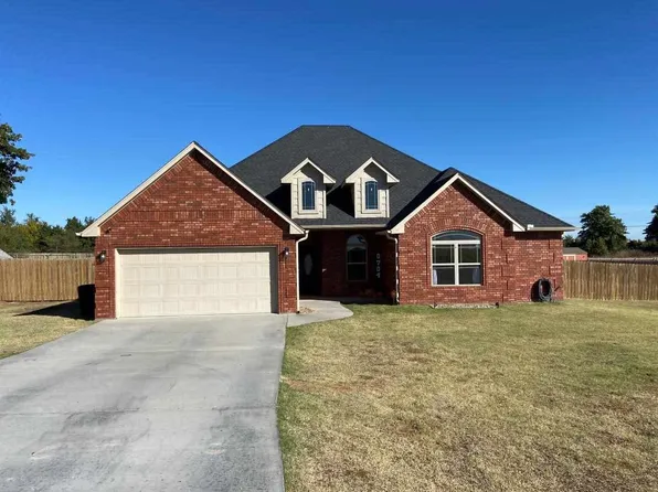 8784 NE Wolf Rd, Elgin, OK 73538