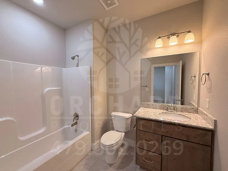 3012-3022 N Conway Dr — Photo 13