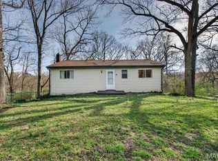208 Major Dr, Fenton, MO 63026