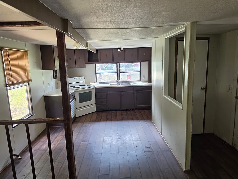 103 McIntosh Ln #103 — Photo 4