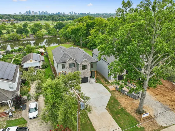 1714B River Dr, Nashville, TN 37218