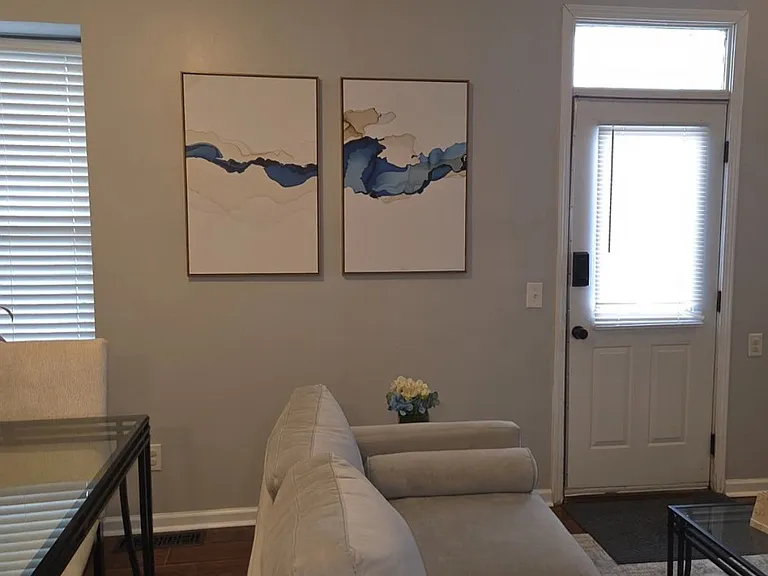 3634 Blaine Ave #1 — Photo 4