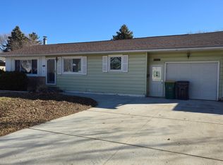 409 S 1st St, Marshall, MN 56258