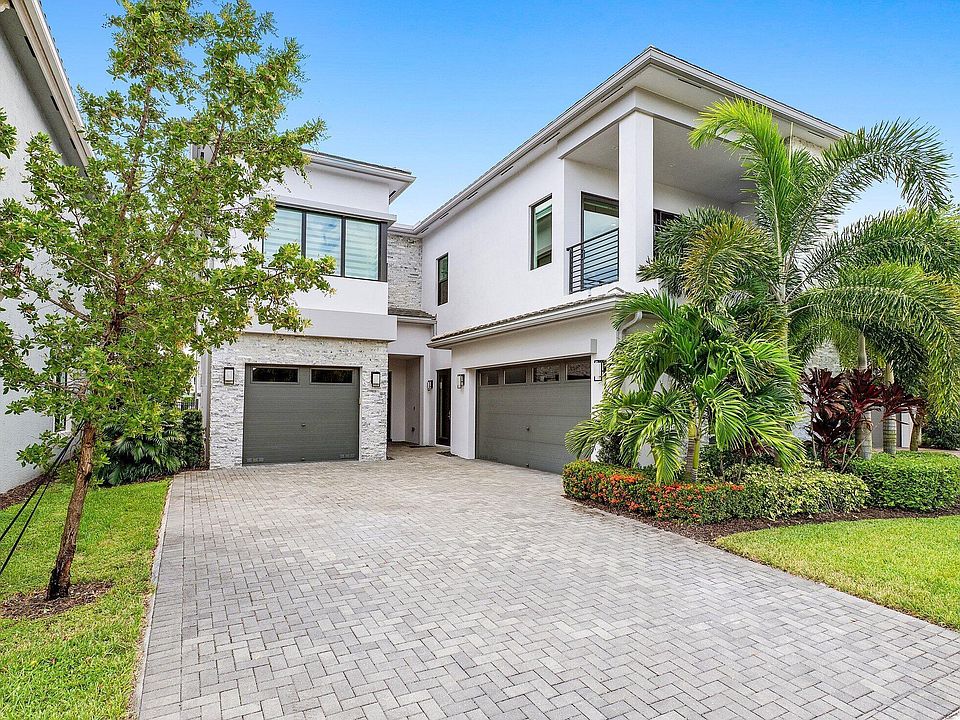 1st image of 9022 CHAUVET Way