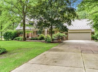 362 Centennial Dr, Vienna, OH 44473