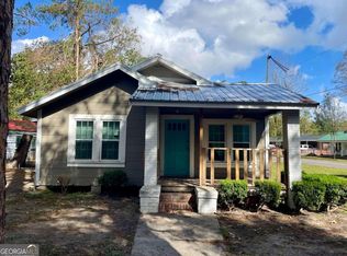 502 Lewis St, Glennville, GA 30427