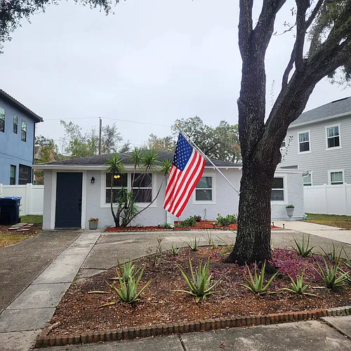 3604 W Renellie Cir Photo 1