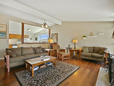 2092 Cardinal Dr, San Diego, CA, 92123