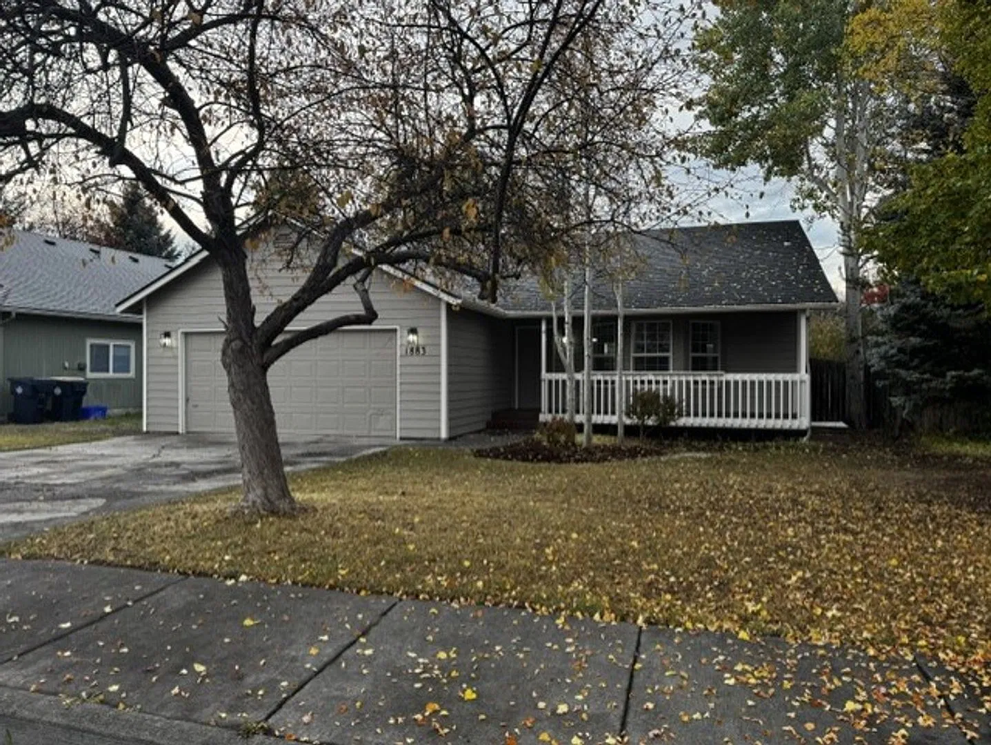 Single level home close to the hospital — Photo 2