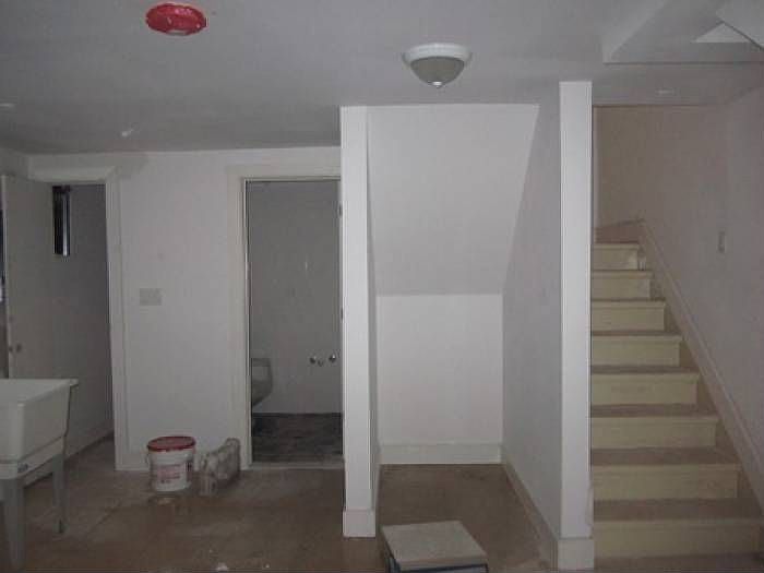 2nd image of 661 Glenmore Ave
