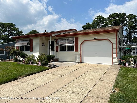 2nd image of 19 Orchard Drive #73