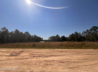 109 Buckles Ave, Interlachen, FL 32148