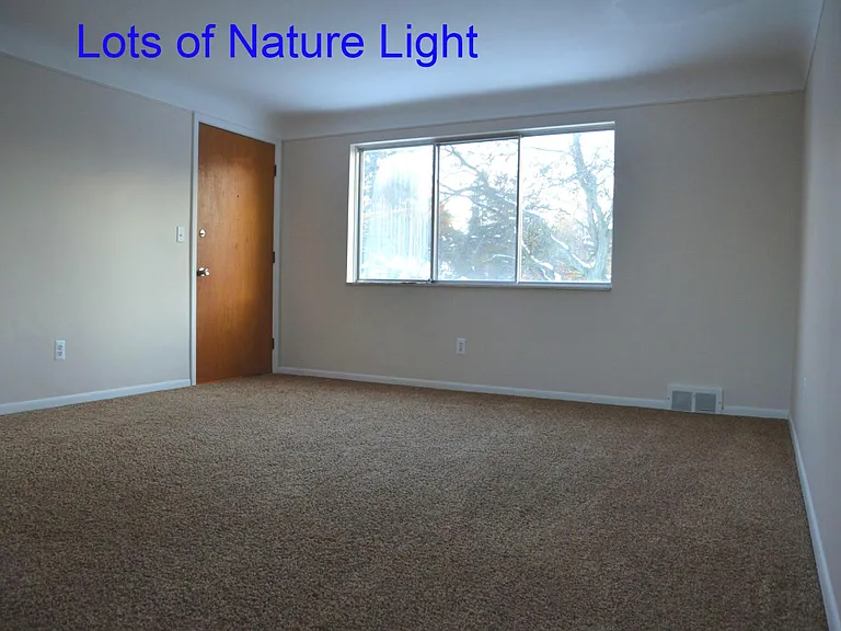5447 Chicago Rd — Photo 9